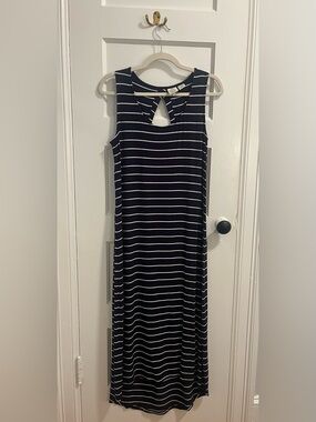 C&C California Women’s Size Medium Navy Striped Maxi Dress